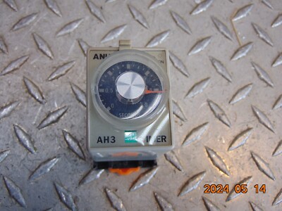 ANLY ELECTRONICS AH3-3 TIMER with SOCKET BASE
