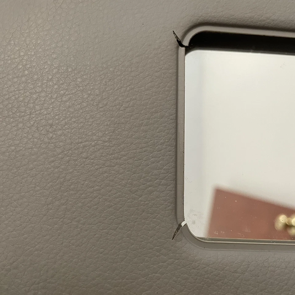 BMW 530i 525i 2004-2007 lado izquierdo del conductor parasol parasol LH OEM Foto 3 de 4