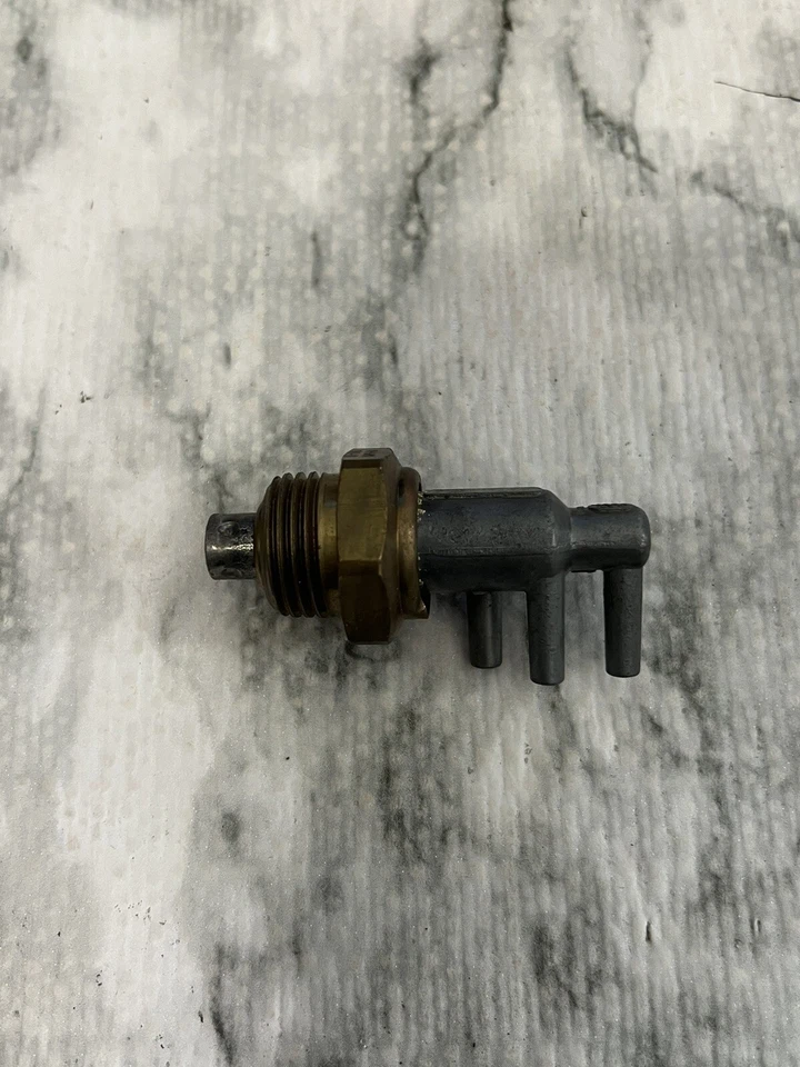 Interruptor de vacío con puerto PVS6 Standard Motor Products PARA CHEVY Foto 2 de 4