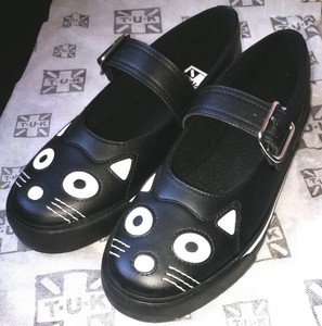 tuk cat mary janes