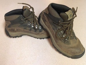 ladies timberland hiking boots
