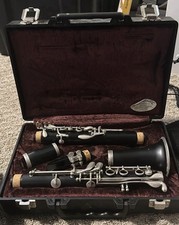 Armstrong 4001 Bb Clarinet Plastic Body Black with Case Mouthpiece