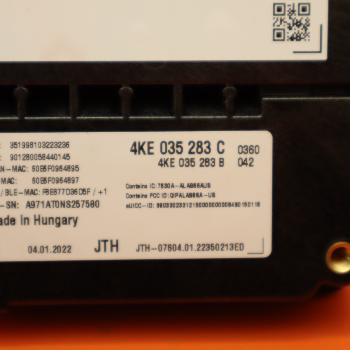 BENTLEY BENTAYGA EMERGENCY CALL CONTROL MODULE 2020-2023 2024 4KE035283C OEM