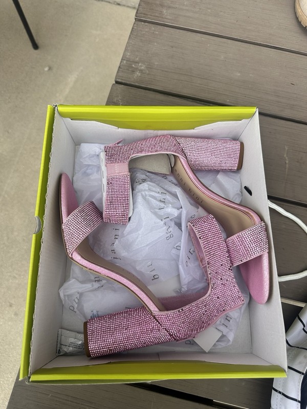 Gianni Bini Women’s Pink Heels size 9