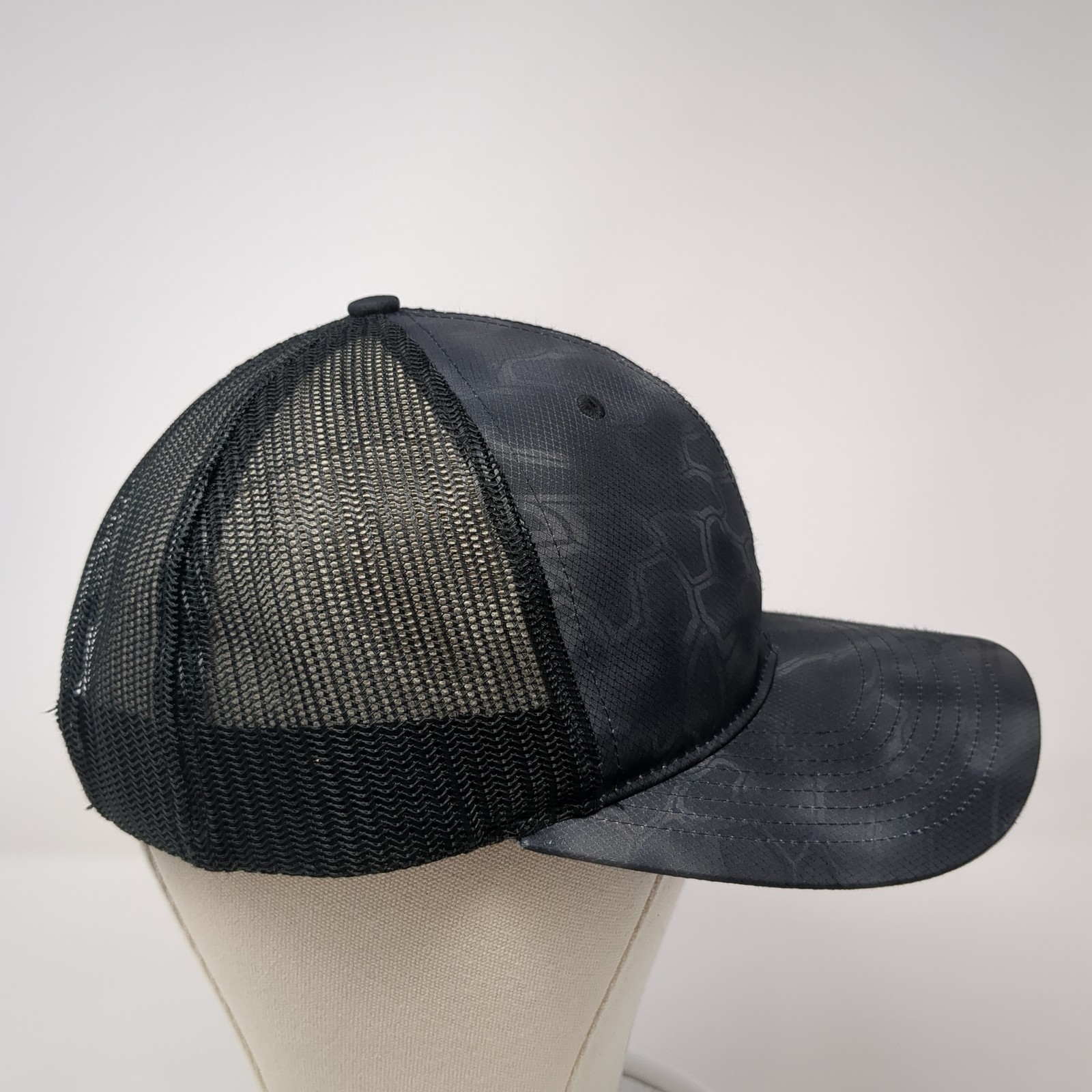 CK Engineering Snapback Mesh Back Trucker Hat Mul… - image 5