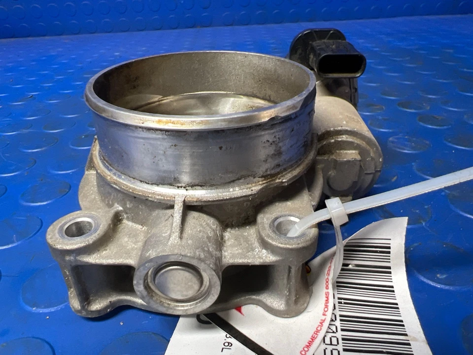 GM 3.6L Throttle Valve Assembly Throttle Body OEM 12632172 - Image 2 of 4
