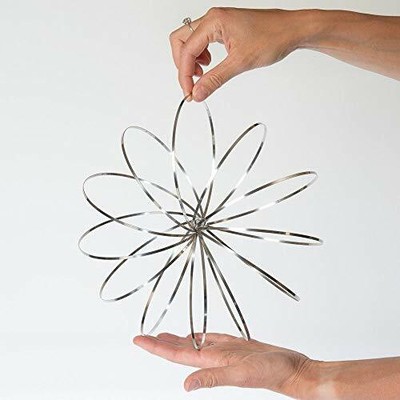 Funtime Gifts ET7300 Flow Ring Magic Infinity Loop  Kinetic Science Toy for Kid