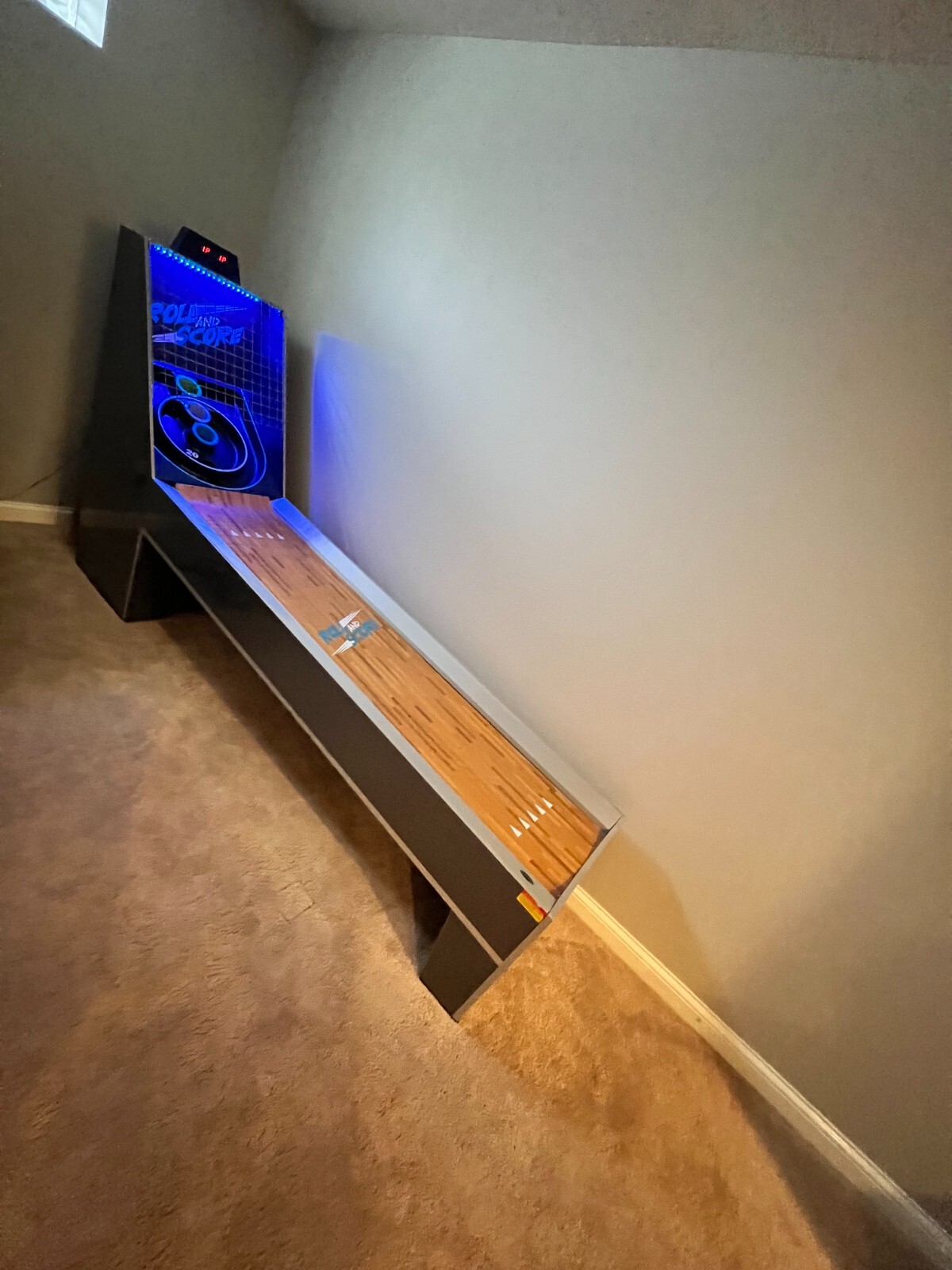 Roll & Score Home Arcade Skee Ball Machine 8 1/2’ X 5’ X 25” LOCAL