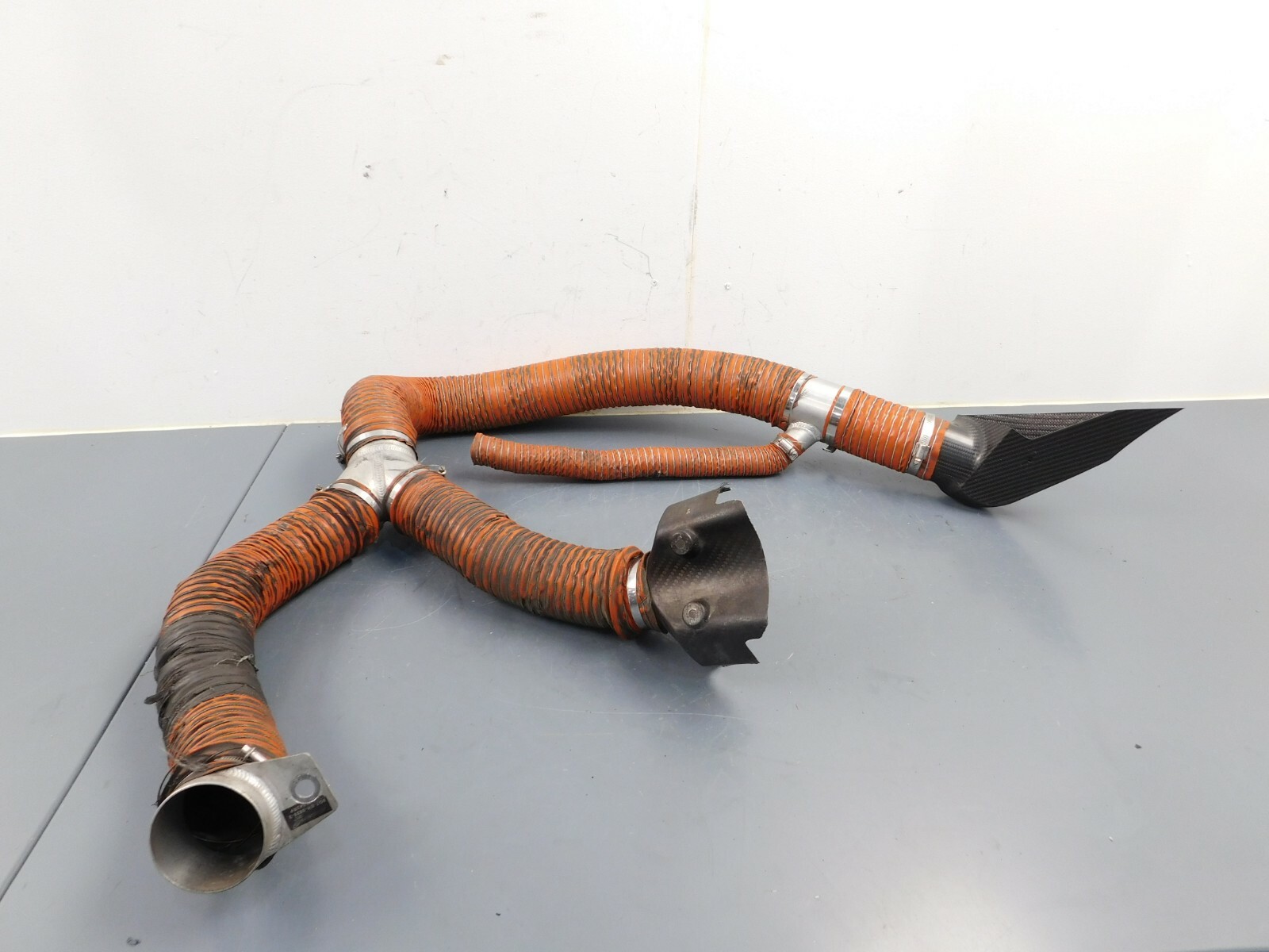 2017 16 18 McLaren 570GT4 570 GT4 Carbon Brake Cooling Ducts / Hoses #0016 i7