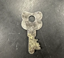 Antique Vintage EAGLE LOCK CO Brass Flat Key 10P2 Padlock Steamer Trunk Cabinet