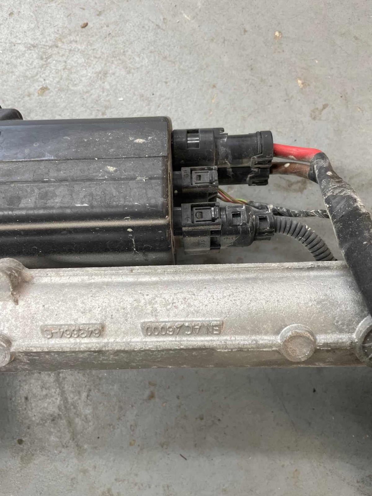 2014-2019 BMW I8 OEM 1.5L AWD POWER STEERING GEAR RACK AND PINION 142890