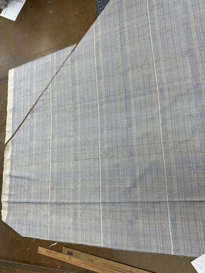 Остатки ткани Schumacher Mohave Indigo 55 дюймов - Изображение 2 из 3