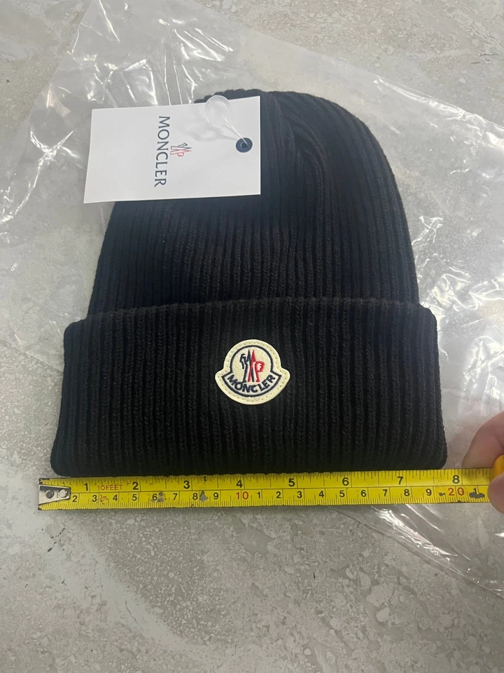 Duty-Free Unisex MONCLERE Ribbed Knit Beanie Caps Classic Knitted hat Warm Cap - Image 3 of 4