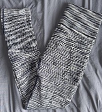 VMMA Legging YOGA WOMENS Black White Stripped 25 Long Black White Medium