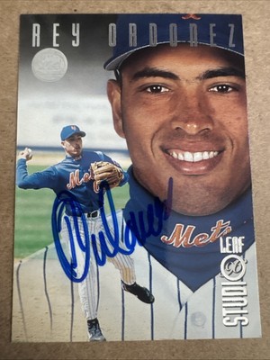 1996 Leaf Studio #14 Rey Ordonez AUTOGRAPHED Signed AUTO Card New York Mets