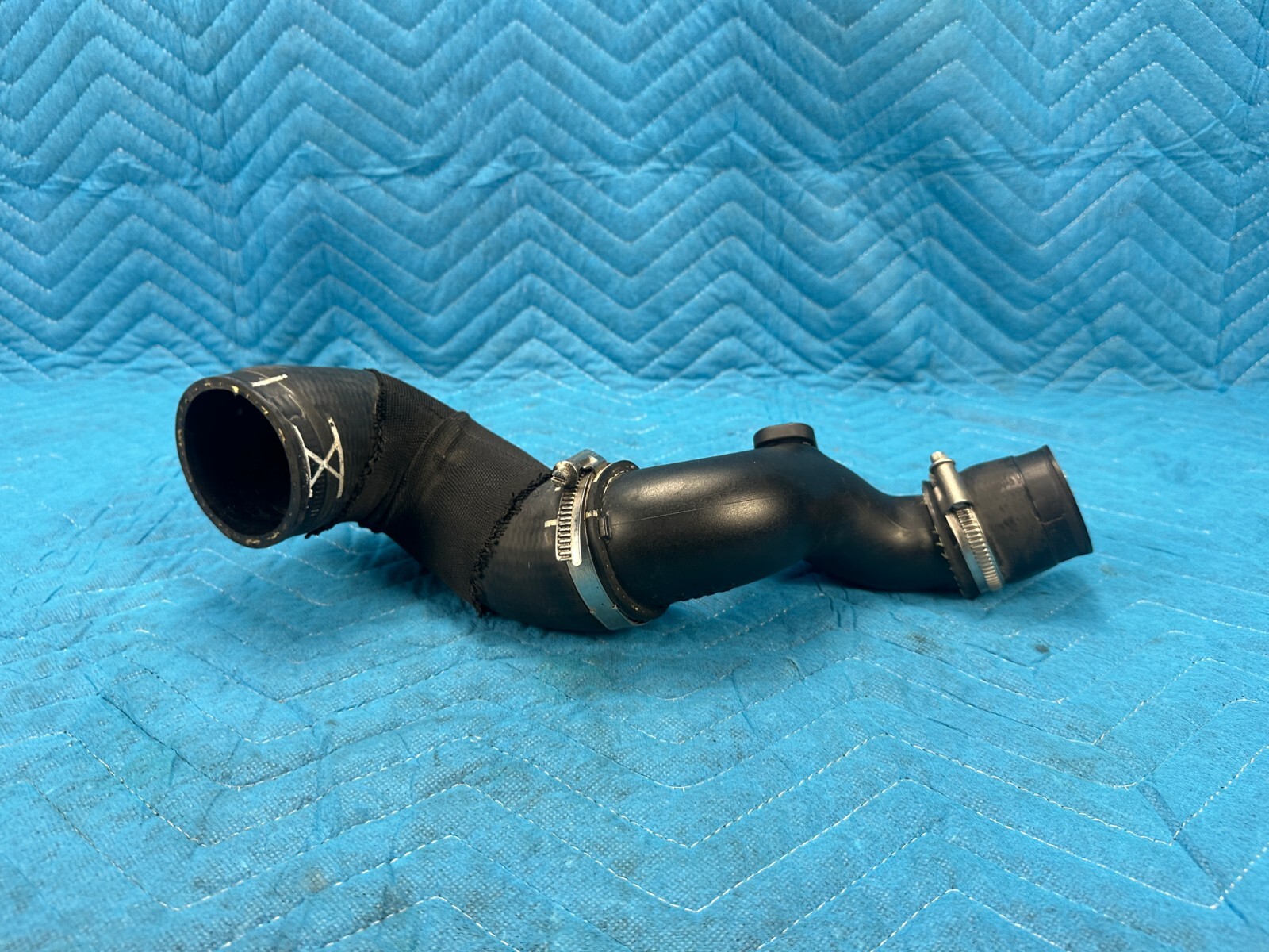 Bentley Cont Flying Spur Intercooler Hose Pipe Passenger Side 29k 2006-2012 OEM