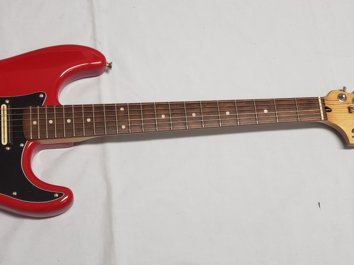 Squier Affinity Stratocaster - Custom Upgrades - Split HHH Squier Affinity Stratocaster - Custom Upgrades - Split HHH
