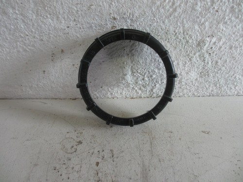 Verschraubung Montagering Kraftstoffpumpe VW Polo 6R Bj.2016.321201375A.