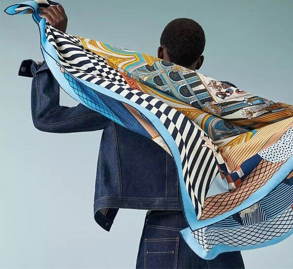 HERMES Carre 140 Scarf Cal?jean Grand Theater Nouveau HERMES Carre 140 Scarf Cal?jean Grand Theater Nouveau
