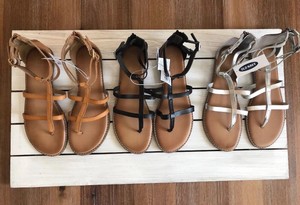 zip back gladiator sandals