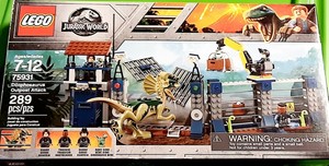 dilophosaurus outpost attack