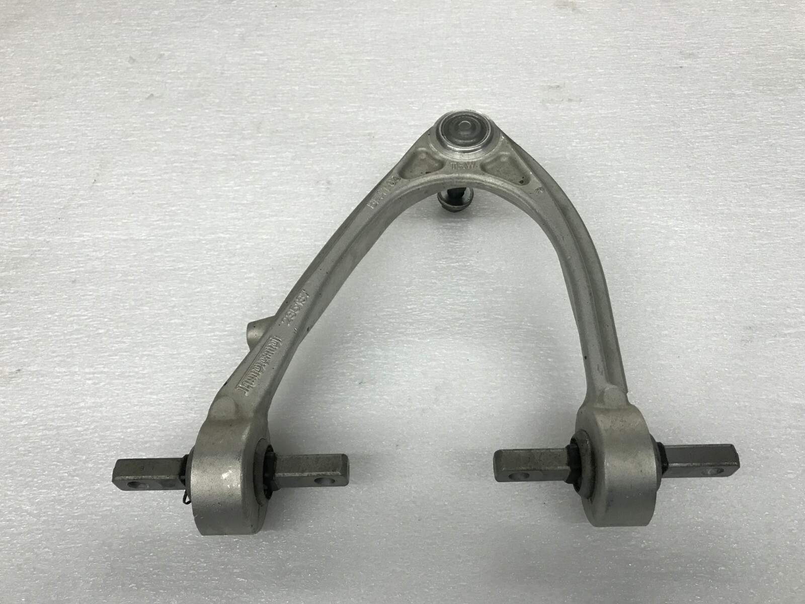 FERRARI 458 488 GTB F12 FRONT RIGHT PASSENGER SIDE UPPER CONTROL ARM OEM 248760