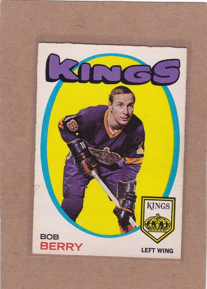 Bob Berry #76 Hockey Cards 1971 O-Pee-Chee trading card — raw and PSA graded price guide