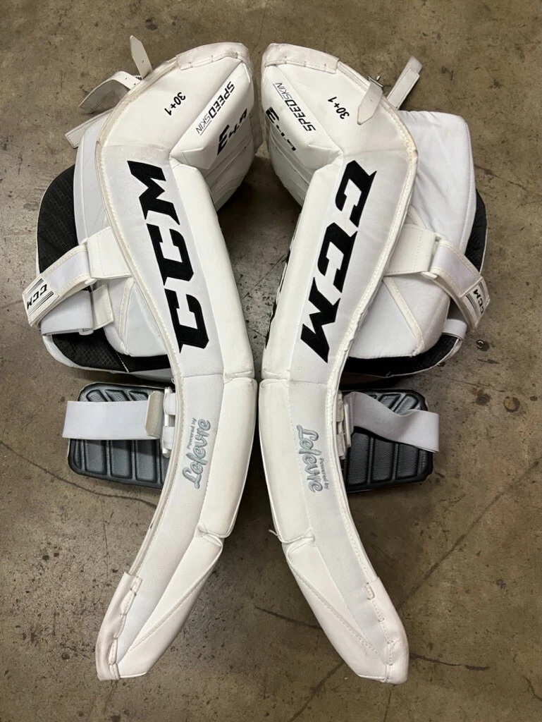 CCM Extreme Flex E4.9 Int Leg Pads - 30+1 - SpeedSkin | eBay CCM Extreme Flex E4.9 Int Leg Pads - 30+1 - SpeedSkin | eBay