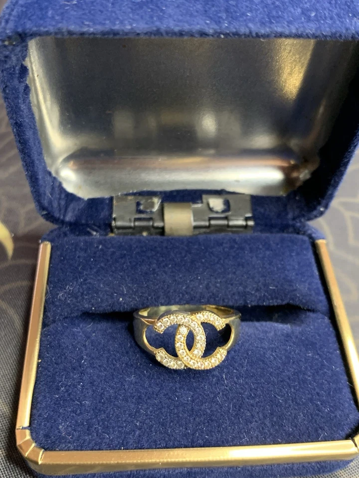 27.6 grams  fine yellow gold 18k RARE Collactian  NOT scrap - Image 4 of 4