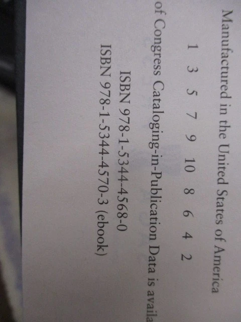 Elric of Melniboné: The Elric Saga Part 1 (1) (Elric Saga, The), Moorcock, Micha - Image 2 of 3