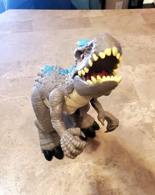 Fisher-Price Imaginext Jurassic World Thrashing Indominus Rex (2020)