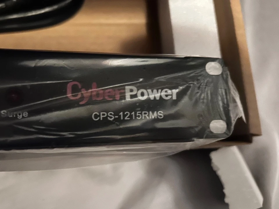 CyberPower CPS1215RMS Rackmount PDU 12 Outlet 15 ft Power Cord Power Strip - Image 3 of 3