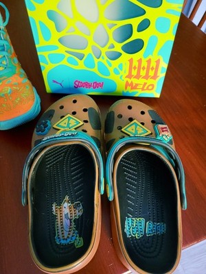 crocs