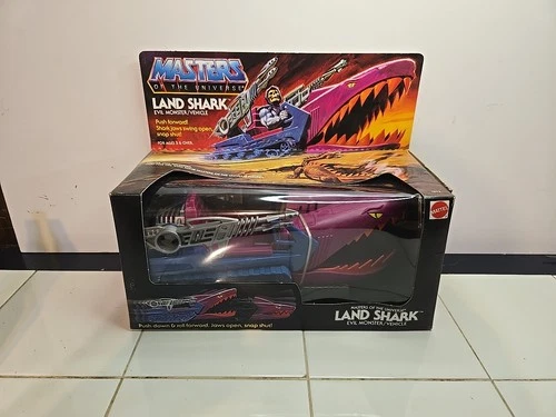 LAND SHARK vehicle he-man masters of the universe 1984 vintage motu sealed NEW