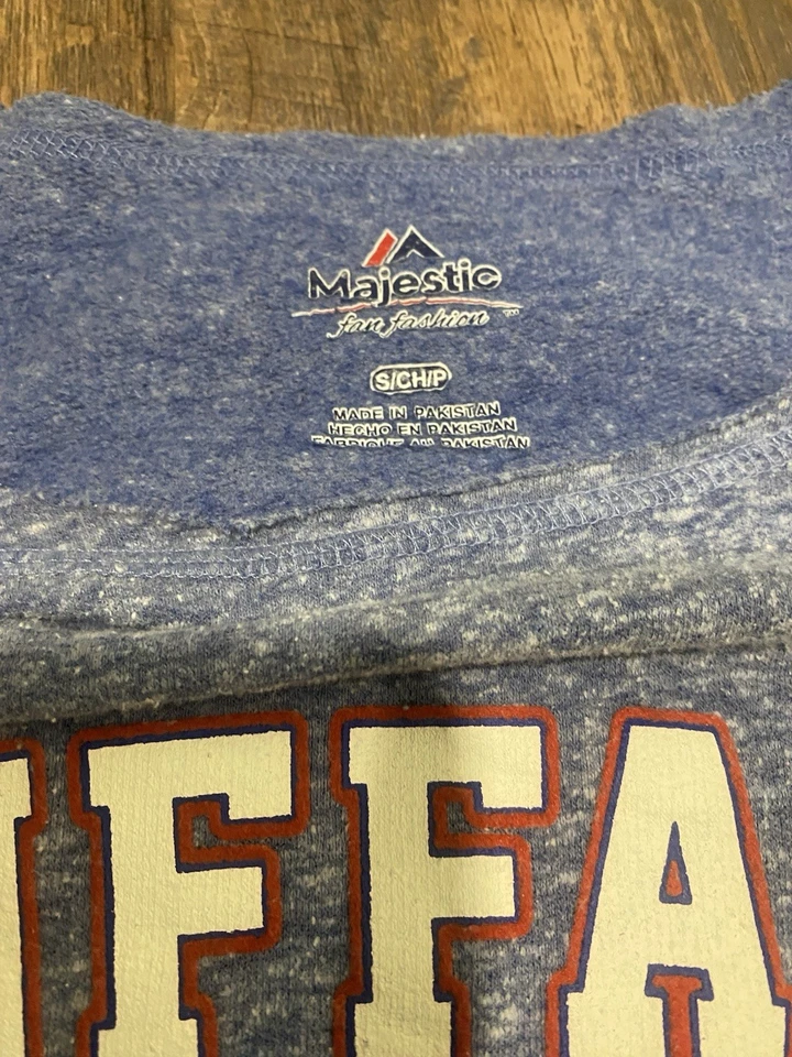 Sudadera pequeña para mujer fuera del hombro Buffalo Bills azul marino Foto 2 de 4