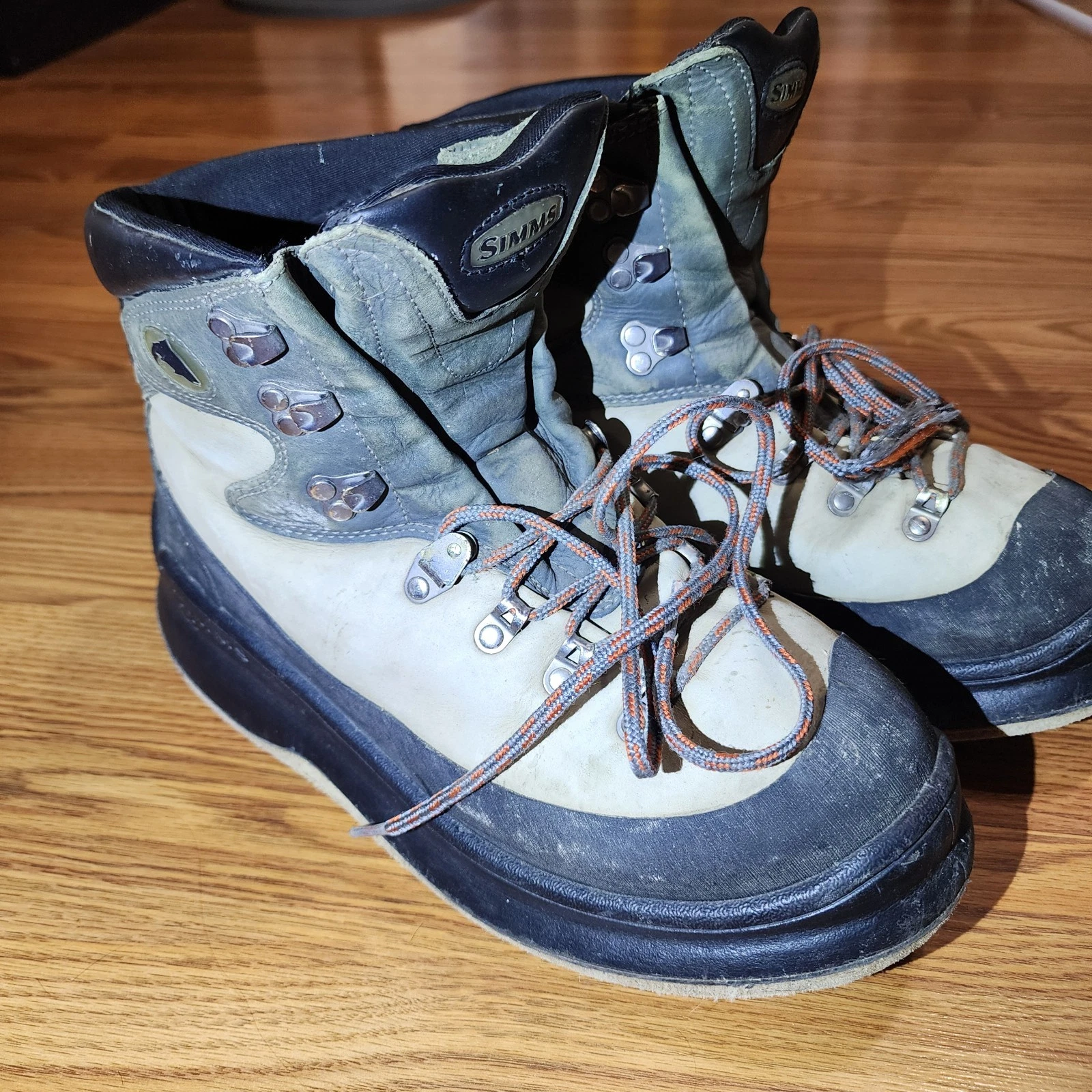 SIMMS G3 Guide Series Felt Sole Fly Fishing Wading Boots Men's Size 9