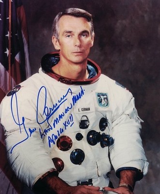GENE CERNAN APOLLO 17 ASTRONAUT REPRINT SIGNED PHOTO SIZE 8''X11''.