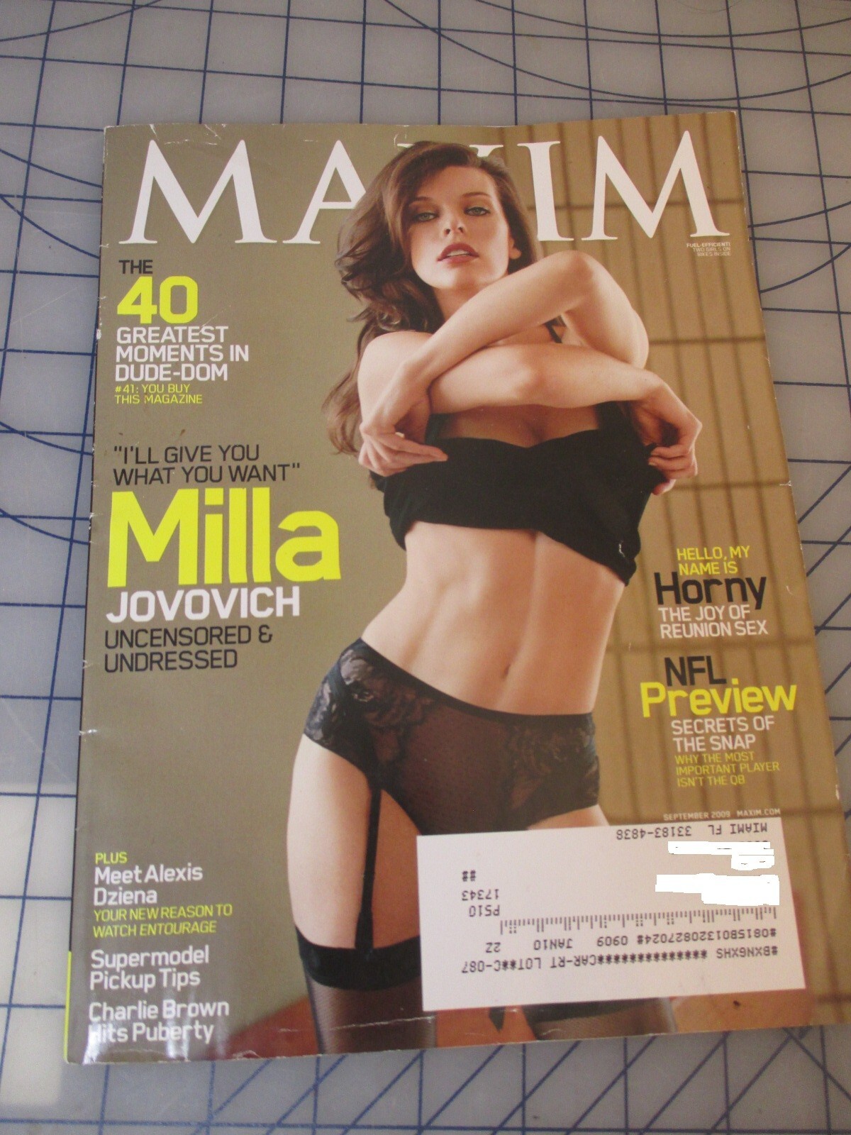 Maxim Mens Magazine Sept 2009 Milla Jovovich Cover NFL