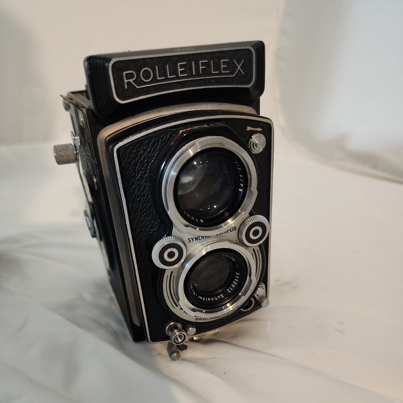 Rolleiflex 3.5 MX TLR Camera – Carl Zeiss Xenar 75mm f/3.5 – Shutter Works – As-