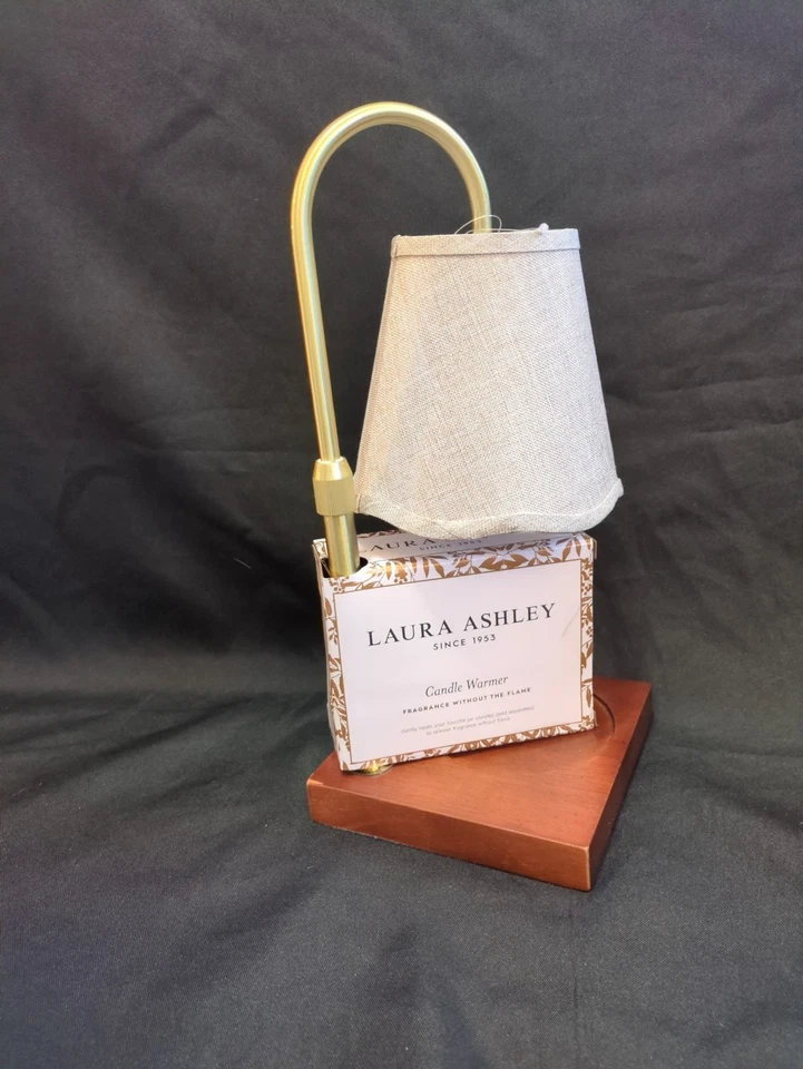 NUEVO Calentador de velas sin llama Laura Ashley base de madera beige tono ondulado Foto 2 de 4