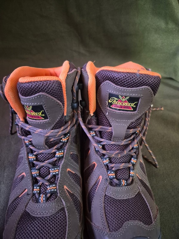 Thorogood Crosstrex Mens 8 1/2 Waterproof 6" Brown SafetyToe Hiker Boot 804-4296