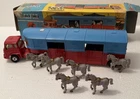 Corgi 1130 Bedford Chipperfields Horse Box In Original Box -