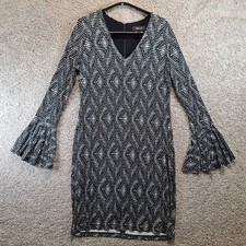 Karen Kane Dress Women L Geometric Bell Sleeve V-Neck Casual Chic