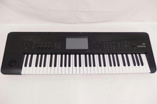 Korg KROME-61 Synthesizer Keyboard Workstatio...