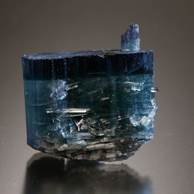 Tourmaline, Chatoyant, Pederneira mine, Sao Jose da Safira, Minas Gerais