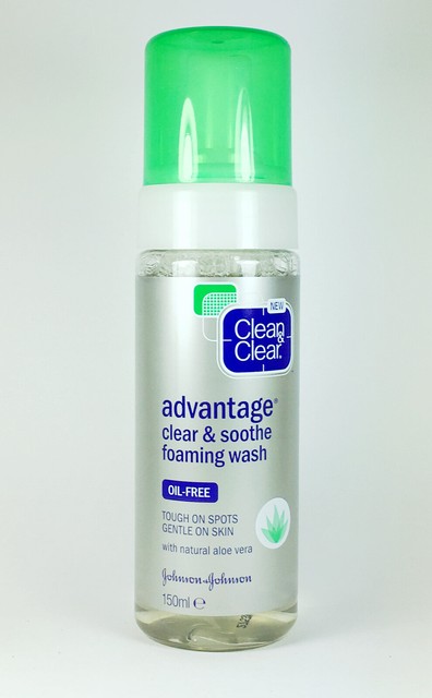 clean and clear advantage foaming face wash