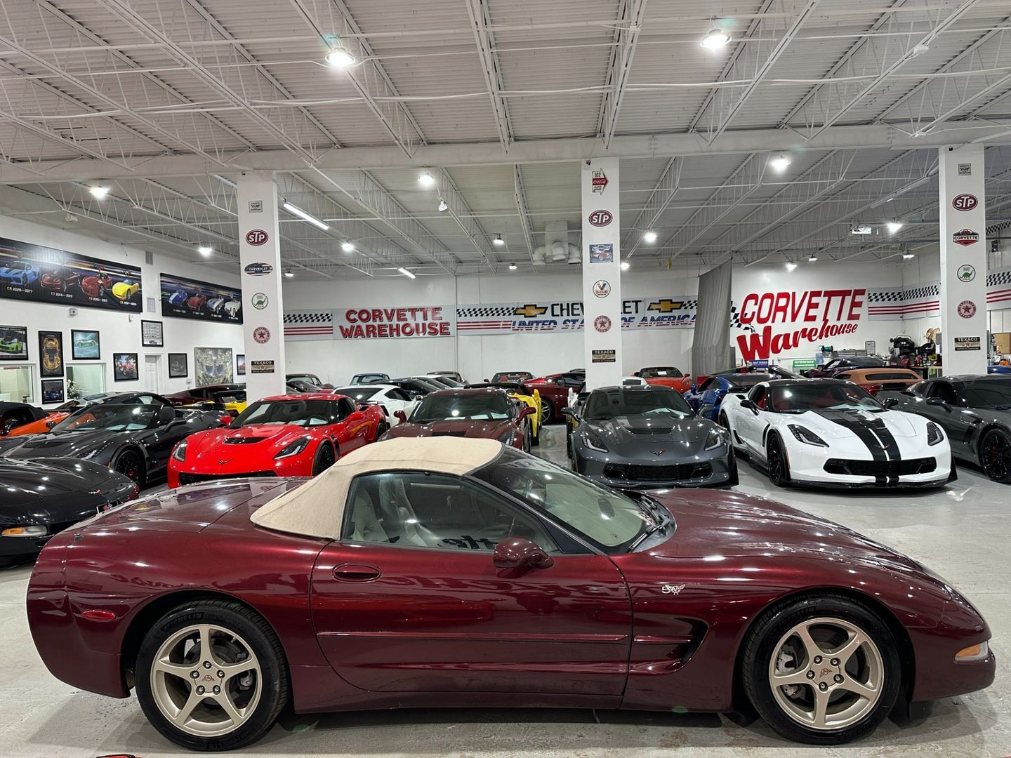 2003 [94U] 50th Anniversary Red Chevrolet Corvette   | C5 Corvette Photo 6