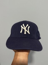 Vintage New York Yankees Hat Cap Snap Back Mens Navy White MLB Baseball 90s