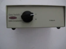 Belkin F1B024E 2-Port Data Transfer Switch. Never Used.  