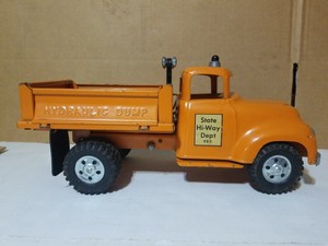 orange tonka truck